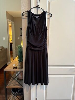 Jessica Howard Black Sleeveless Faux-Wrap Midi Dress
